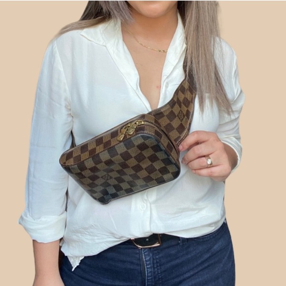 Louis Vuitton Handbags - 💎✨GORGEOUS✨💎 Bumbag Louis Vuitton